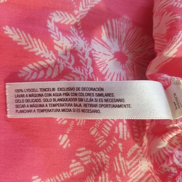 Gilligan & Omalley Pink and White Sleeveless Floral Blouse Size S - Picture 7 of 9